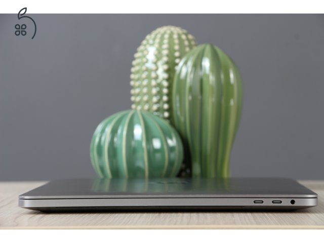 Apple Macbook Pro 16