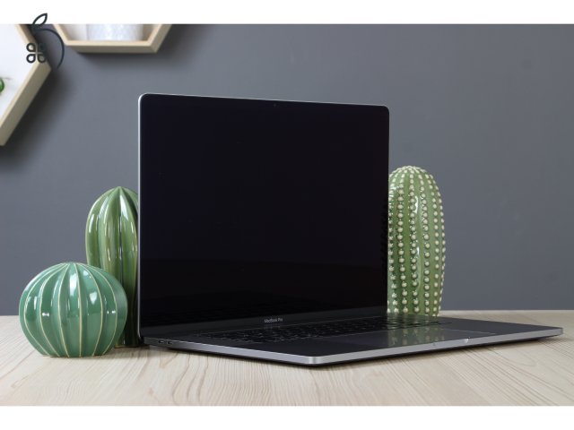 Apple Macbook Pro 16