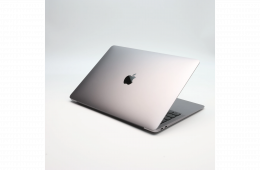 !! 1 ÉV GARANCIA !! Apple MacBook Air 13″ 2020 M1 256GB SSD Space Gray 8GB RAM 97% Magyar Bill.