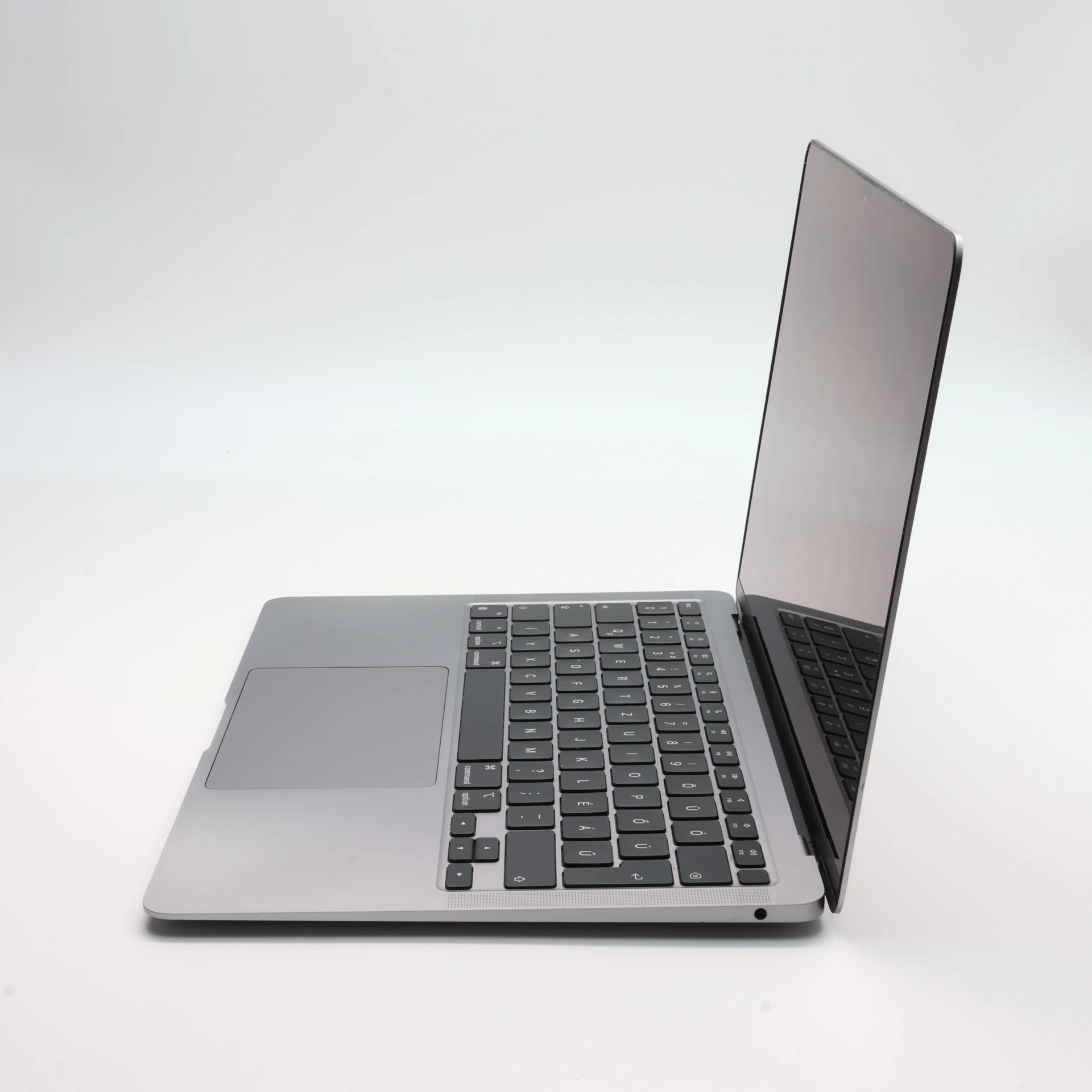 !! 1 ÉV GARANCIA !! Apple MacBook Air 13″ 2020 M1 256GB SSD Space Gray 8GB RAM 80% Magyar bill.
