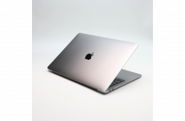 !! 1 ÉV GARANCIA !! Apple MacBook Air 13″ 2020 M1 256GB SSD Space Gray 8GB RAM 80% Magyar bill.