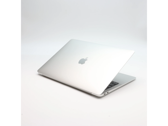 !! 1 ÉV GARANCIA !! Apple MacBook Air 13″ 2020 M1 256GB SSD Silver 8GB RAM 100% AKKSI Magyar Bill.