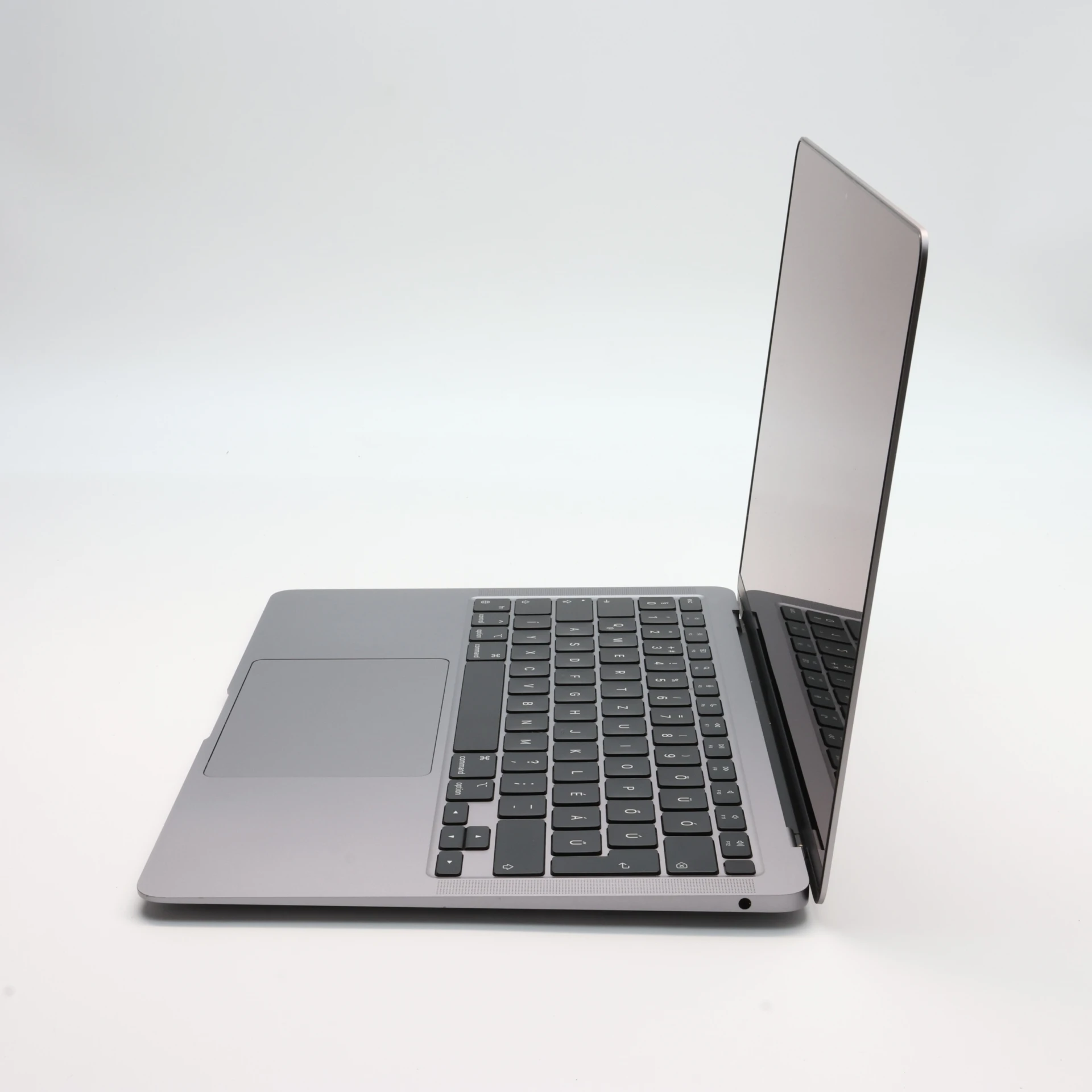 !! 1 ÉV GARANCIA !! Apple MacBook Air 13″ 2020 M1 512GB SSD 8GB RAM Space Gray 85% HUN Bill.