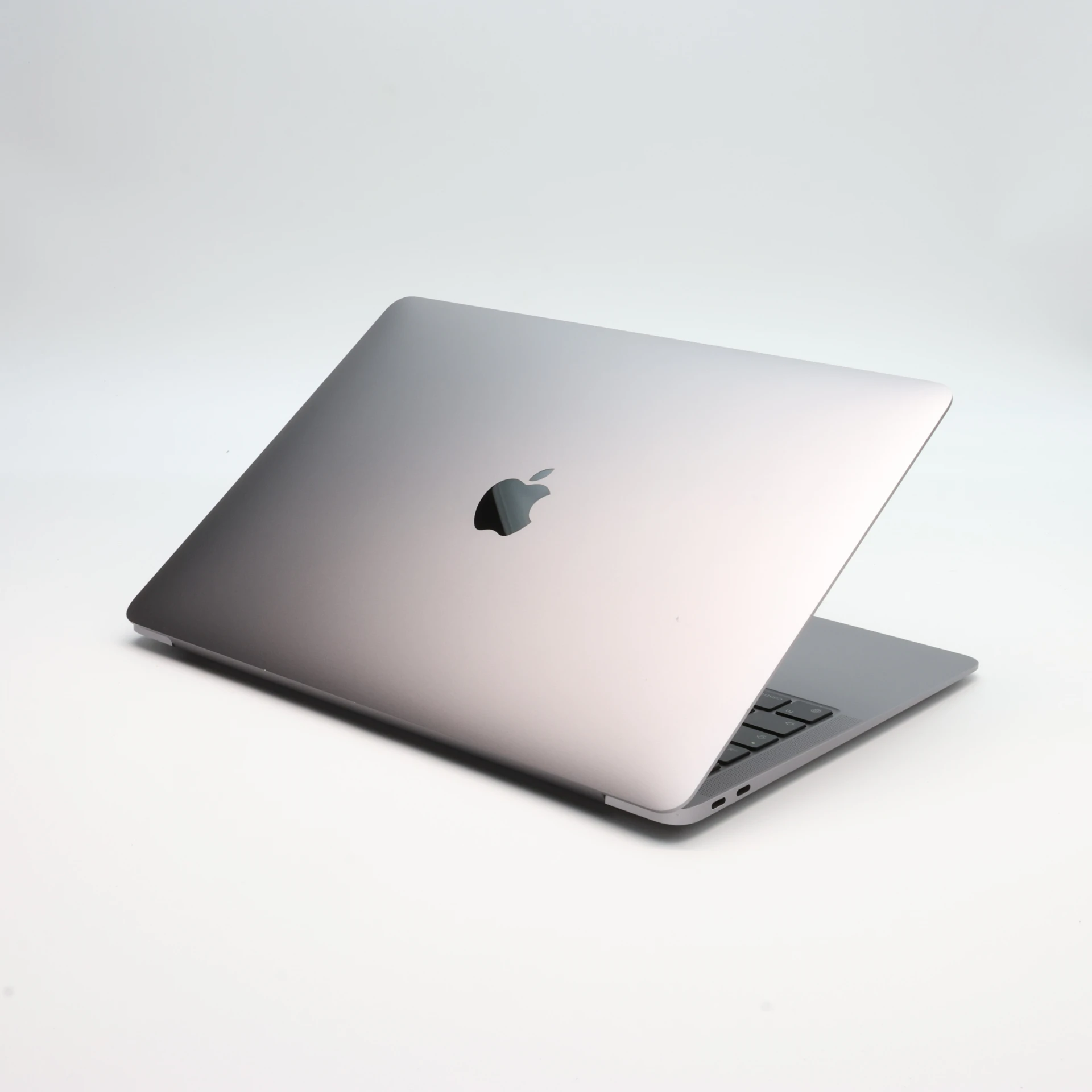 !! 1 ÉV GARANCIA !! Apple MacBook Air 13″ 2020 M1 512GB SSD 8GB RAM Space Gray 85% HUN Bill.