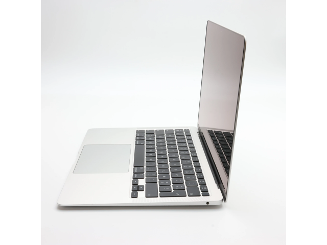 !! 1 ÉV GARANCIA !! Apple MacBook Air 13″ 2020 i5 256 GB SSD 8 GB Silver EU