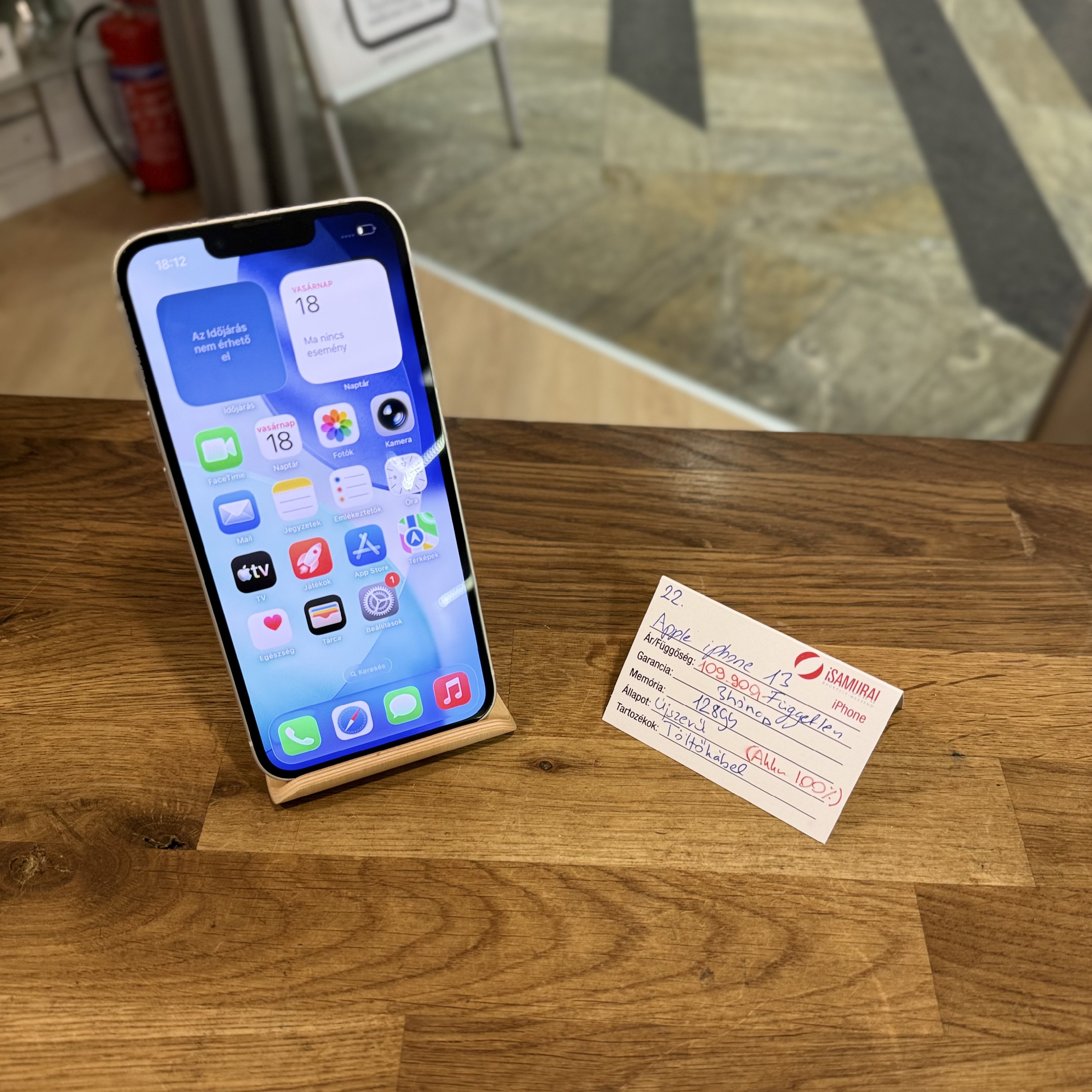 Apple iPhone 13 - 128 GB - Fehér - Akku 100%  Újszerű ( 22.)