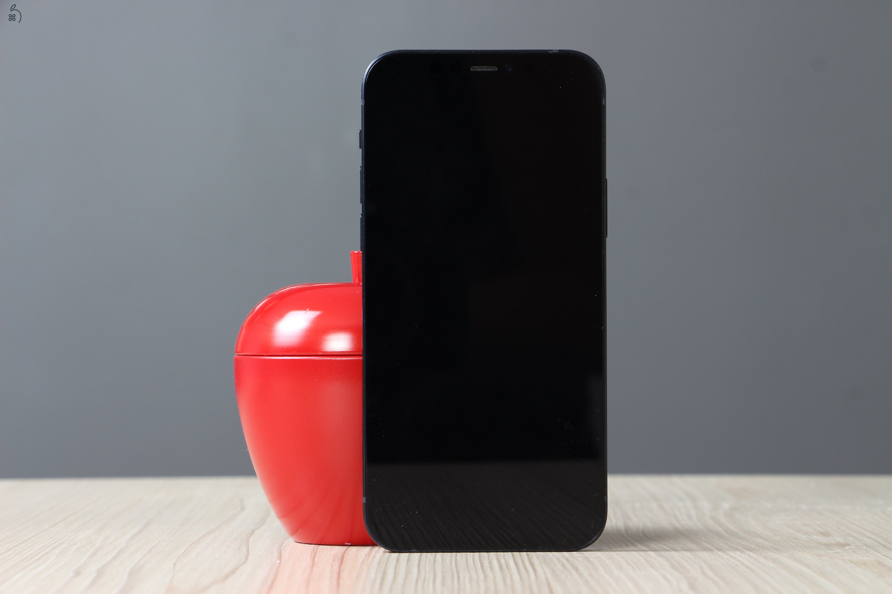 Apple iPhone 12 64GB Black B US-6865