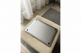 Apple MacBook Air 2020 M1 13