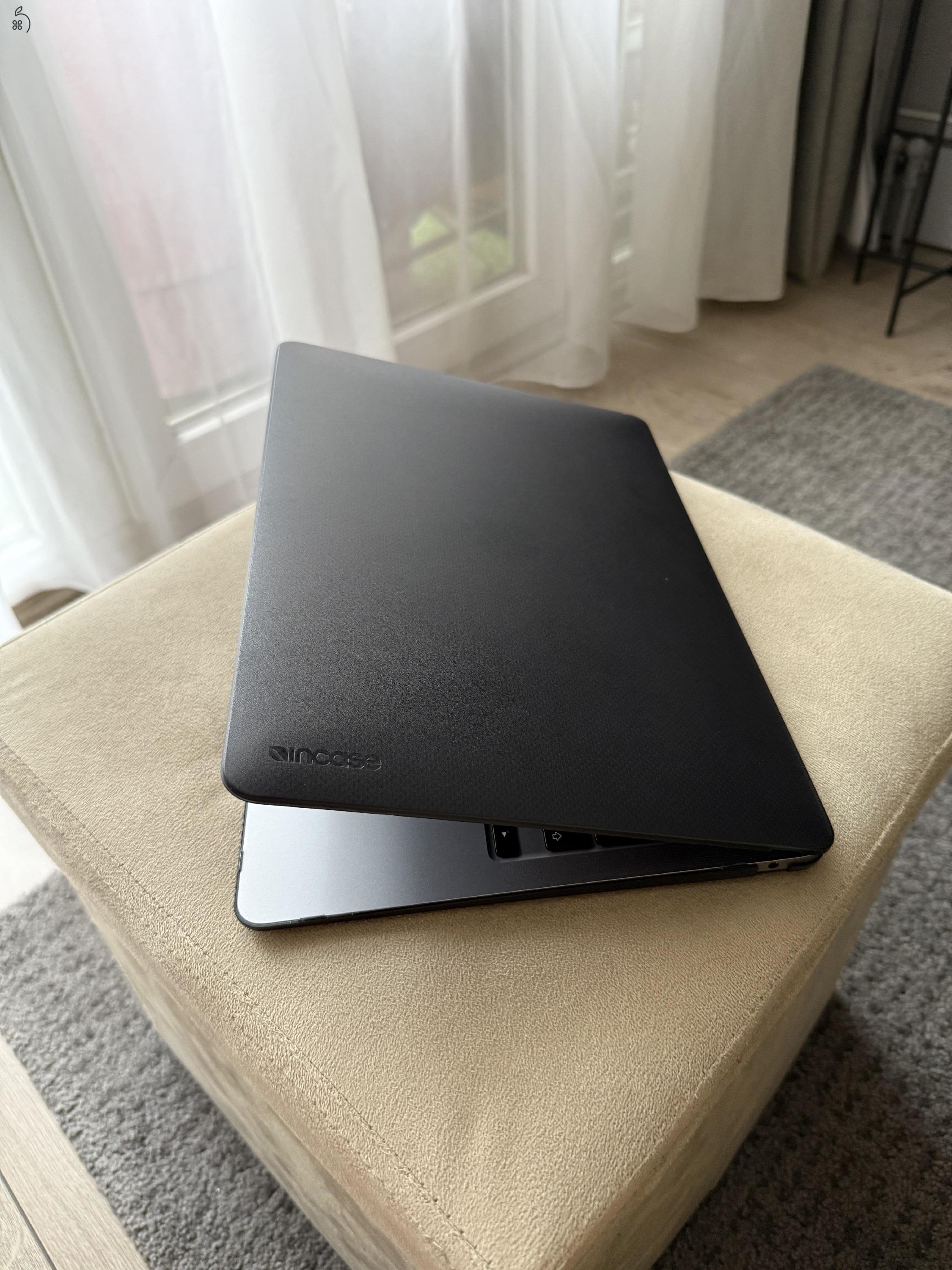 Apple MacBook Air 2020 M1 13