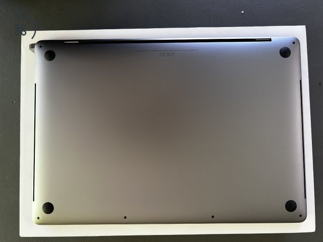 2021 -es forgalomba kerülésű Macbook Pro Retina 16