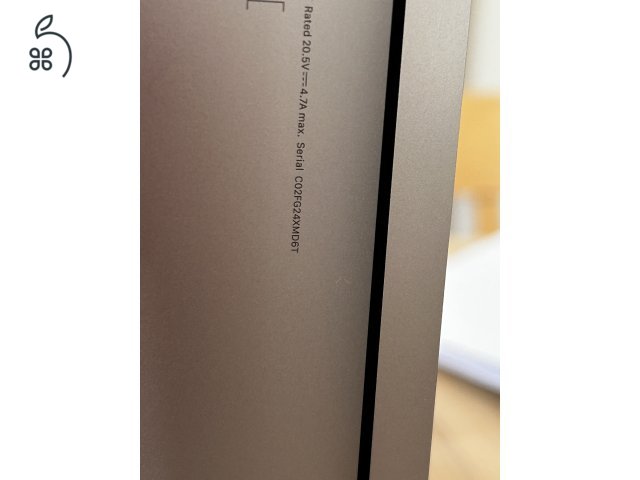 2021 -es forgalomba kerülésű Macbook Pro Retina 16