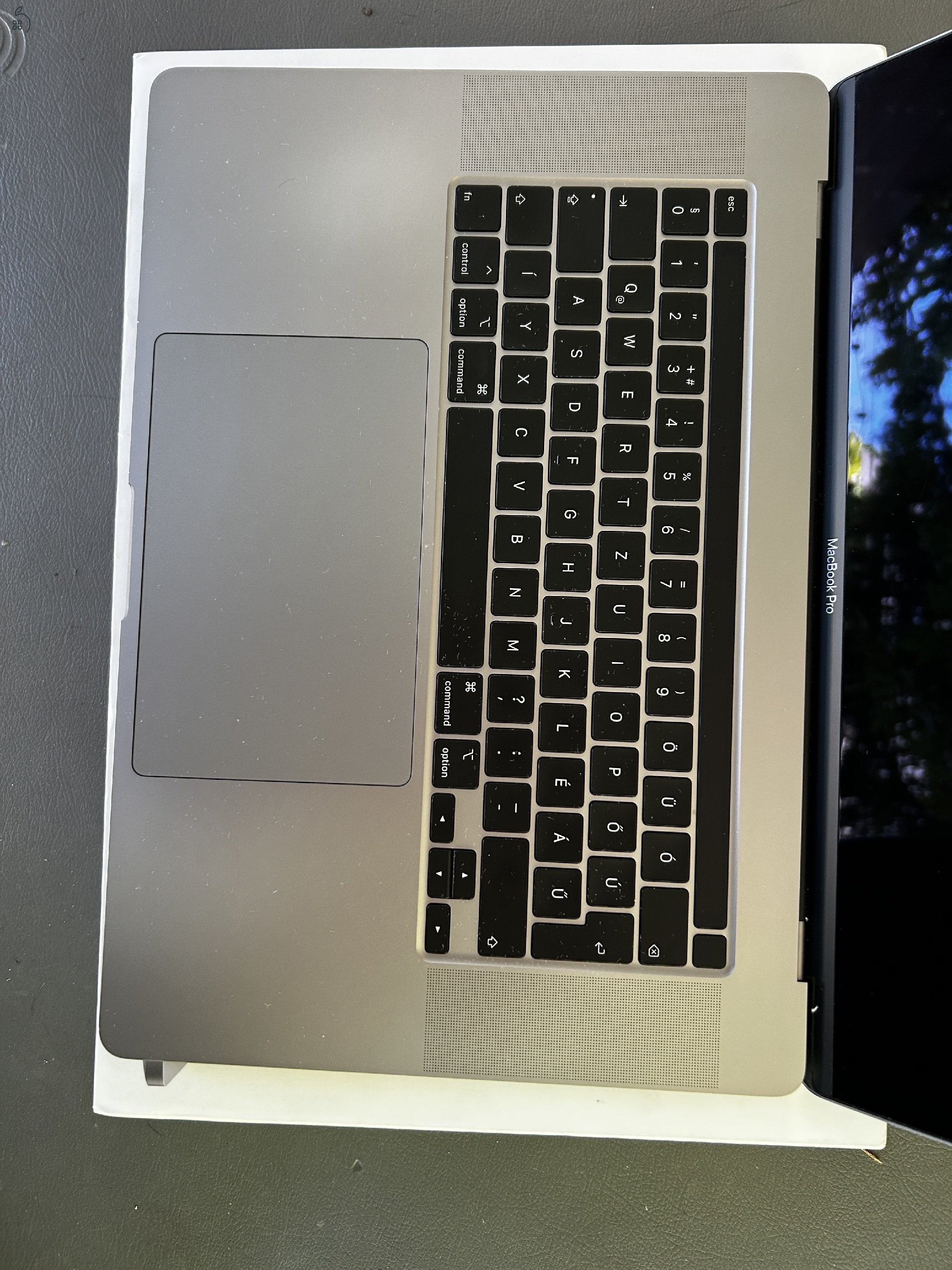 2021 -es forgalomba kerülésű Macbook Pro Retina 16