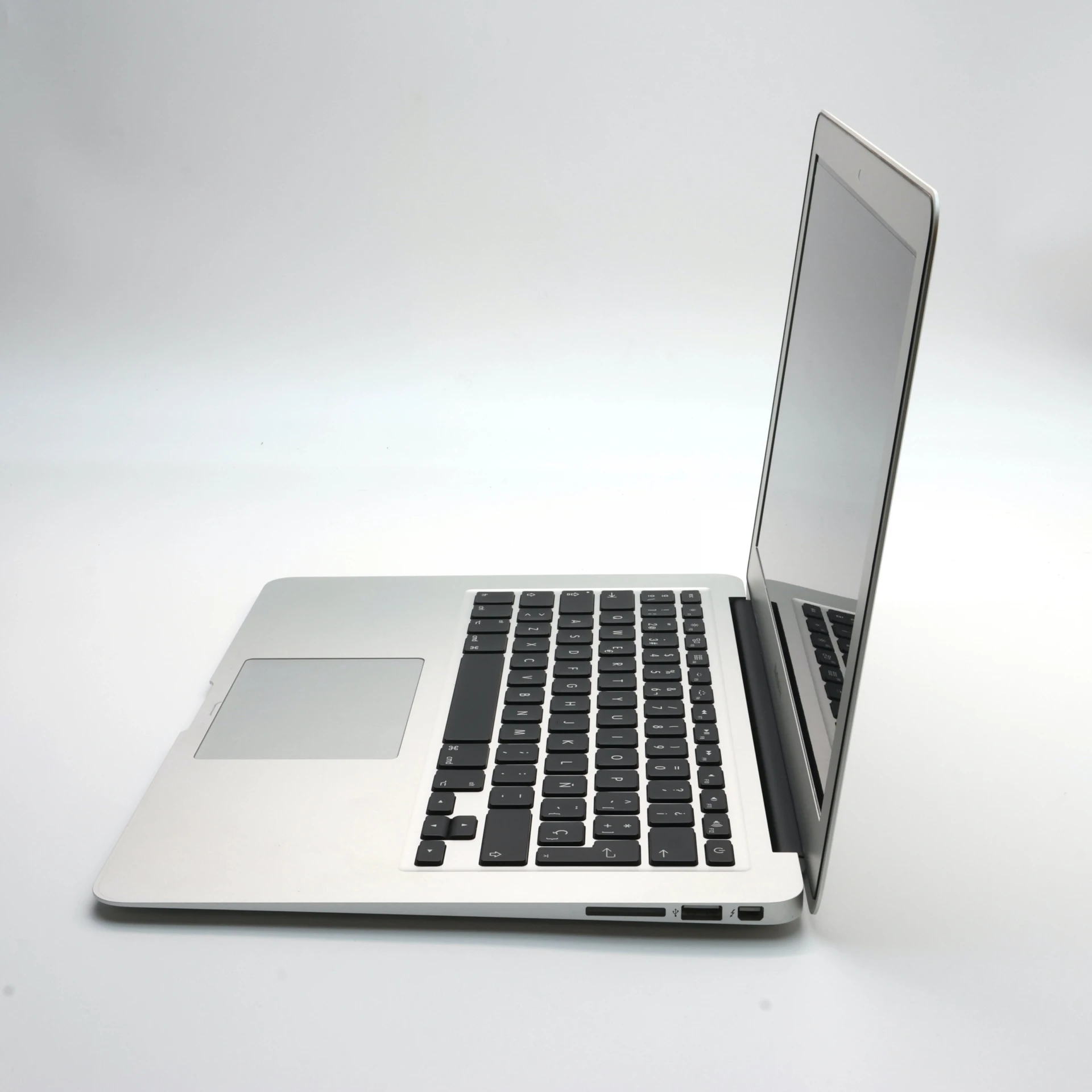 !! 1 ÉV GARANCIA !! Apple MacBook Air 13″ 2017 i5 128 GB 8 GB RAM Silver EU Bill