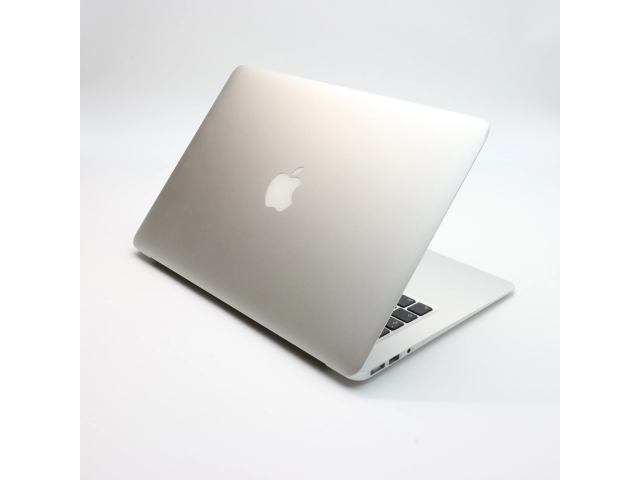 !! 1 ÉV GARANCIA !! MacBook Air 13″ 2015 i5 128 GB 4 GB RAM Silver EU Bill