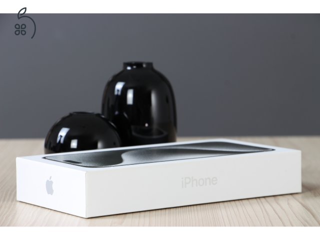 Új Apple iPhone 15 Pro Max 1TB fehér US-6932