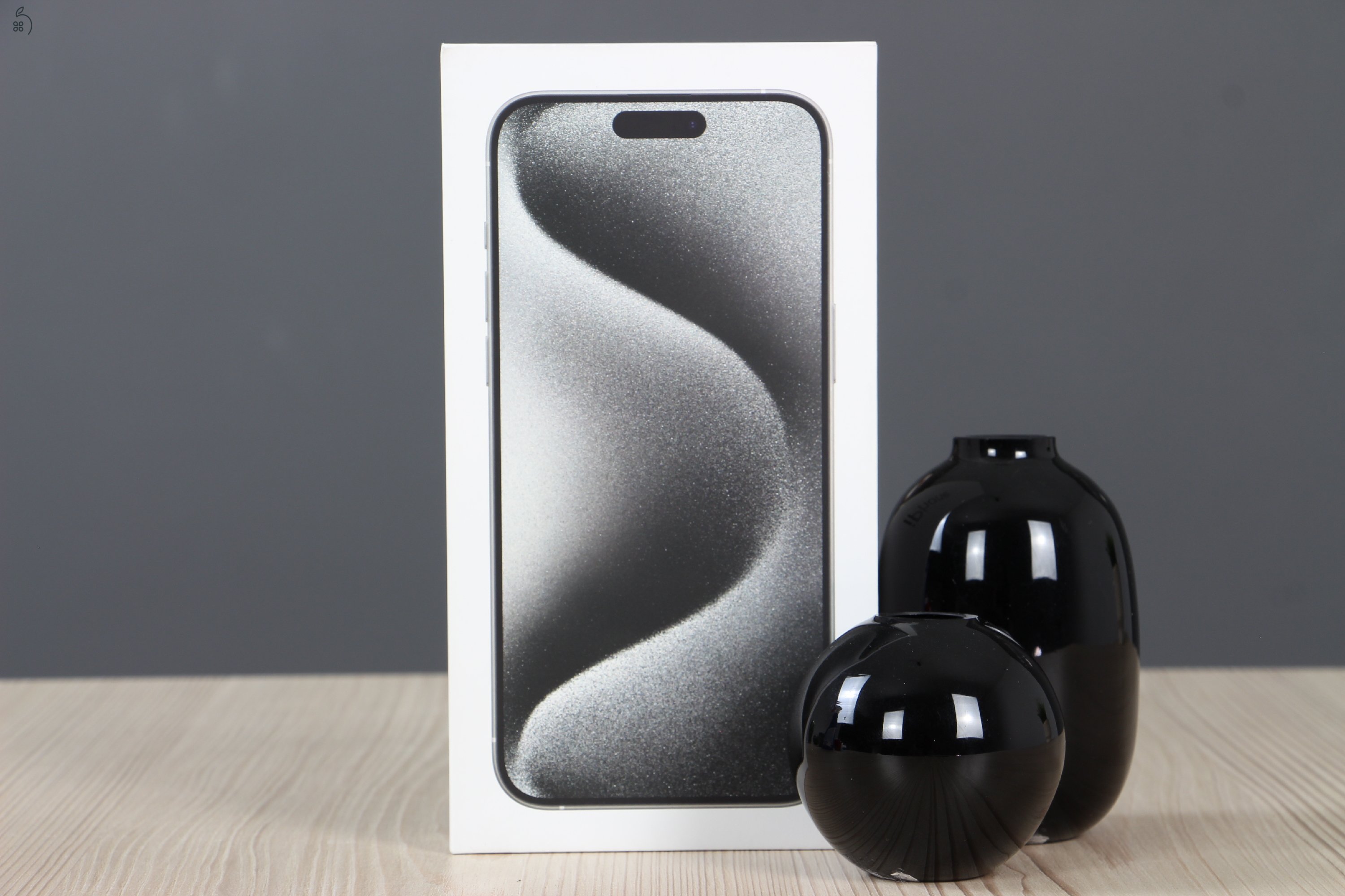 Új Apple iPhone 15 Pro Max 1TB fehér US-6932