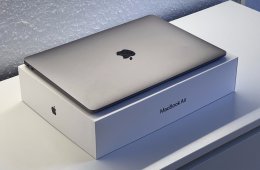 MacBook Air 2020 13 M1 256GB 2 ÉV Garanciával Számlával