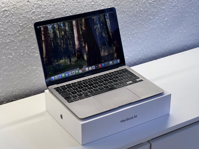 MacBook Air 2020 13 M1 256GB 2 ÉV Garanciával Számlával