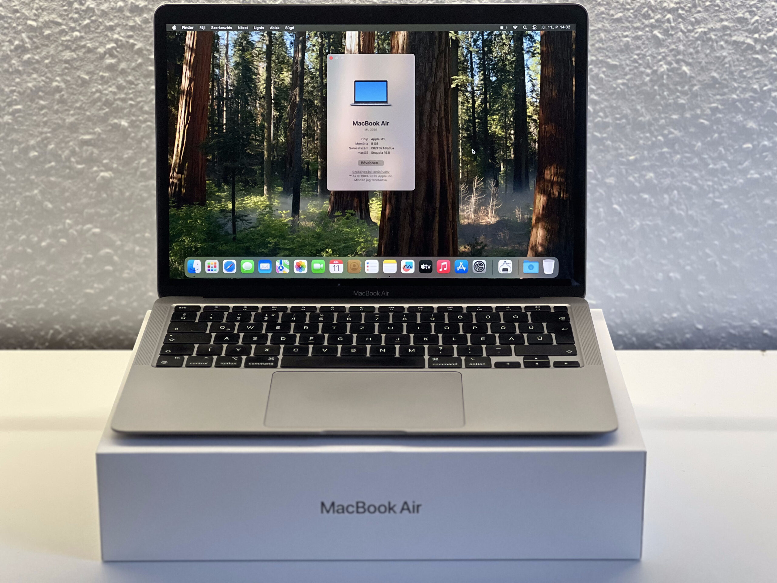 MacBook Air 2020 13 M1 256GB 2 ÉV Garanciával Számlával