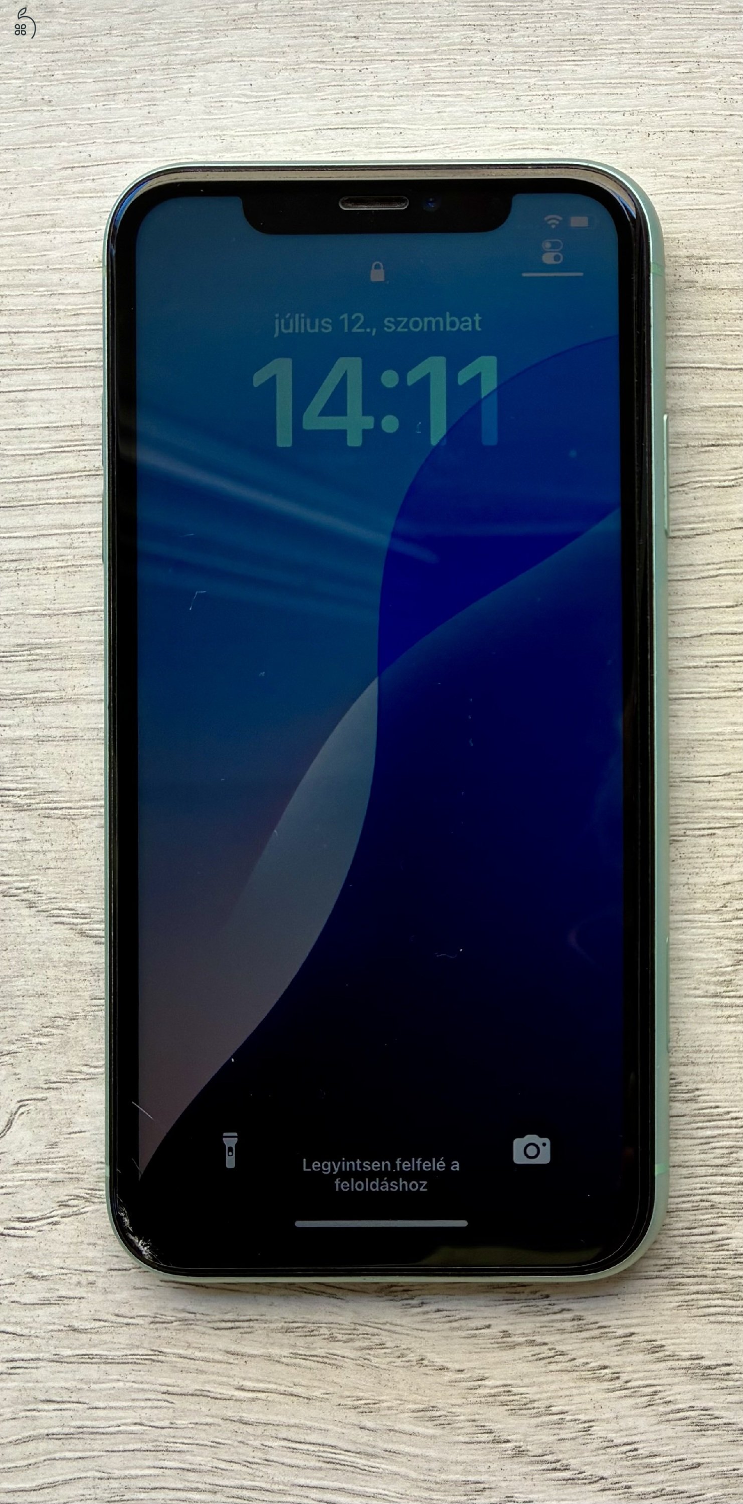 Iphone 11 256 GB (használt, jó állapotú)