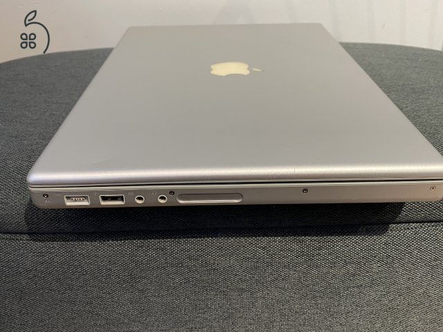 Apple MacBook Pro A1226 