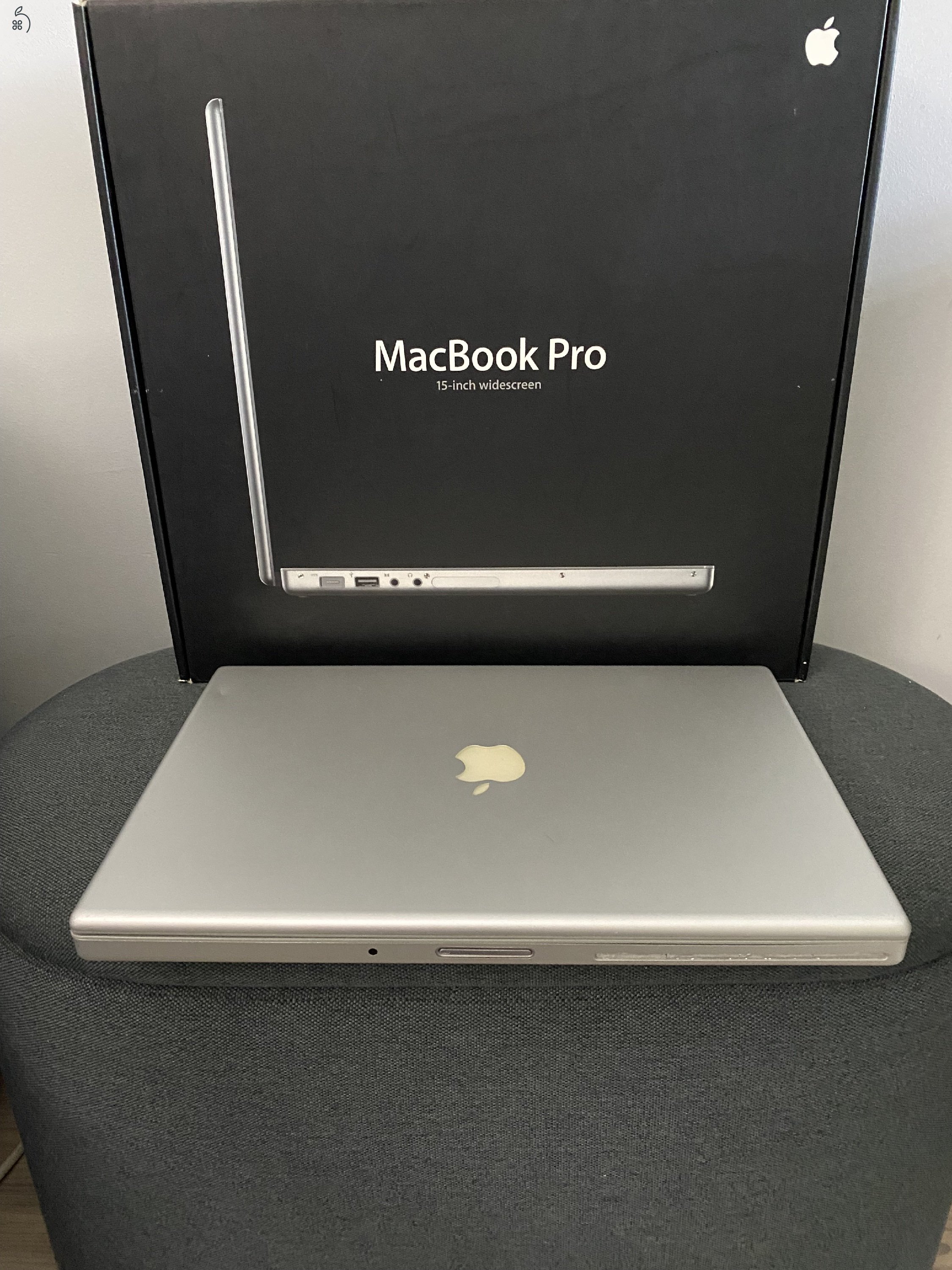 Apple MacBook Pro A1226 