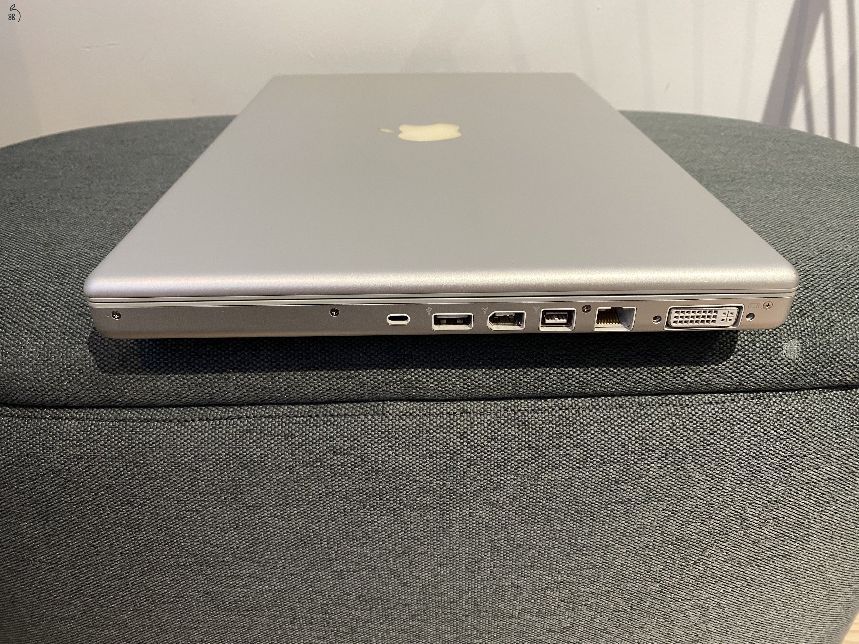 Apple MacBook Pro A1226 