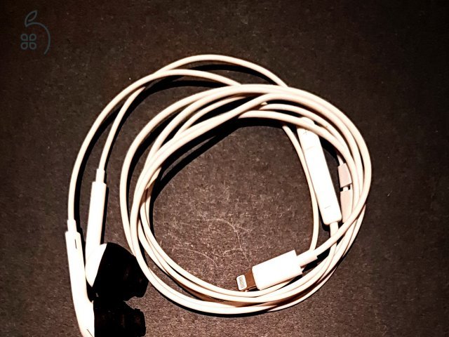 IPHONE Mobilokhoz füllhalgató Bp.-n.