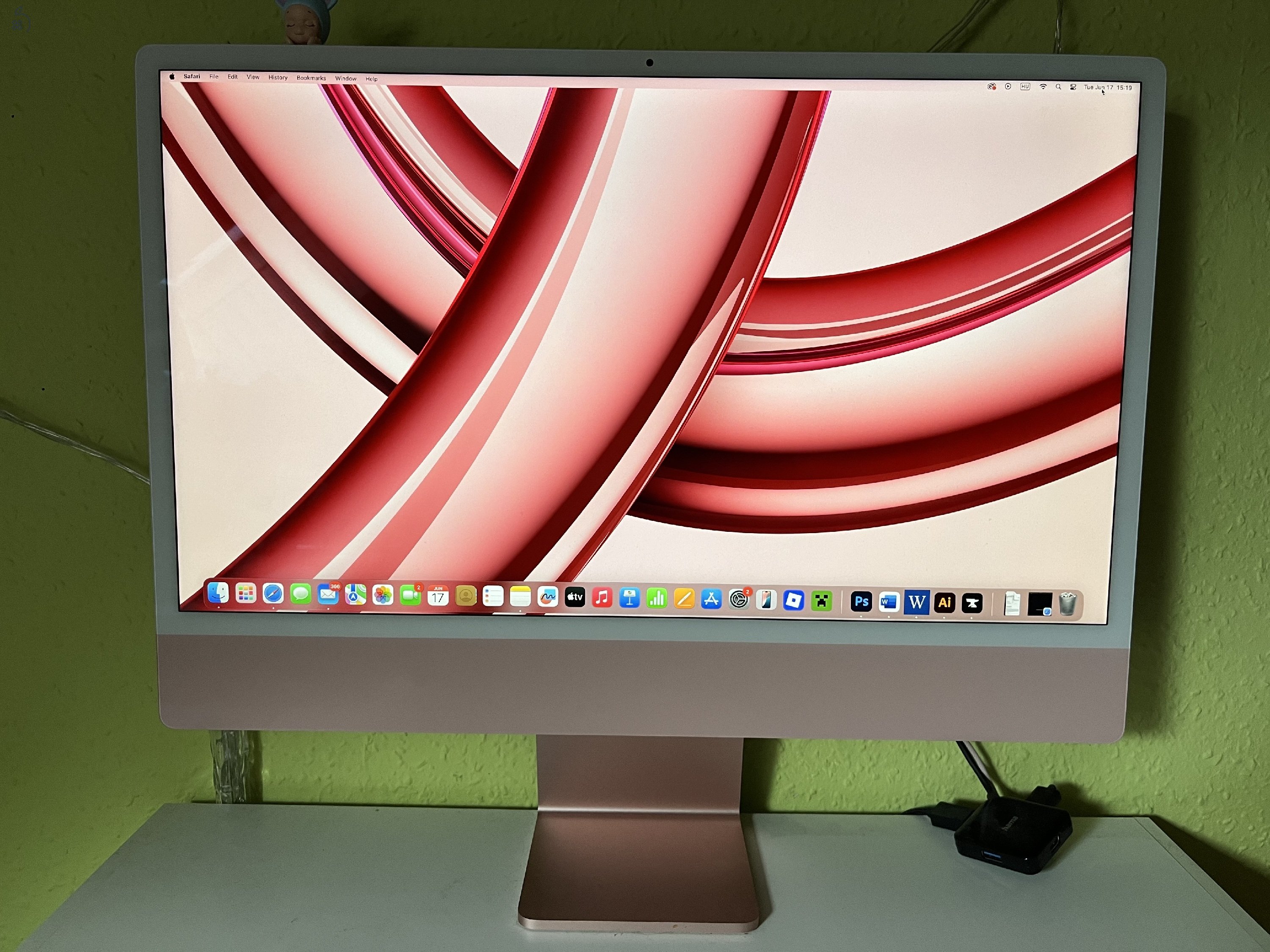 Apple iMac 24 M3 8GB/256GB Pink Magyar Billentyűzet