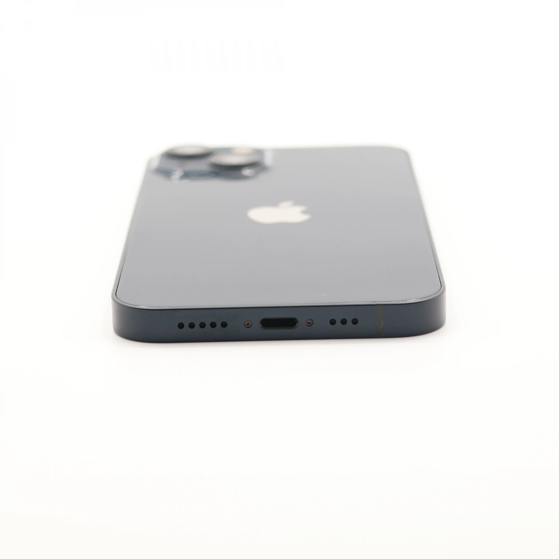 + Ajándékkal és 1 év garanciával! Felújított iPhone 13 128 GB Midnight