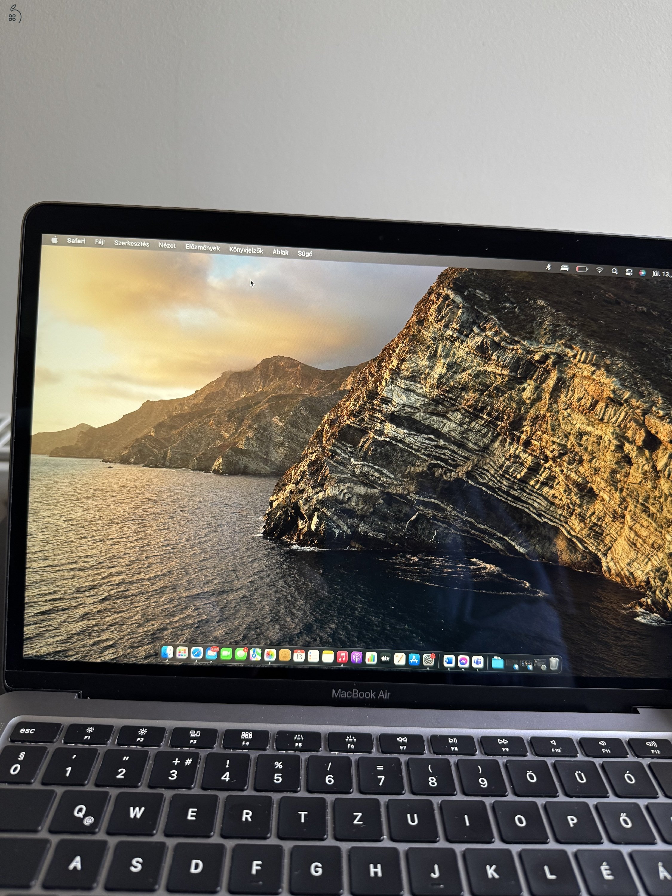 MacBook Air 2020 13” i3 256 GB SSD 8 GB RAM Space Gray