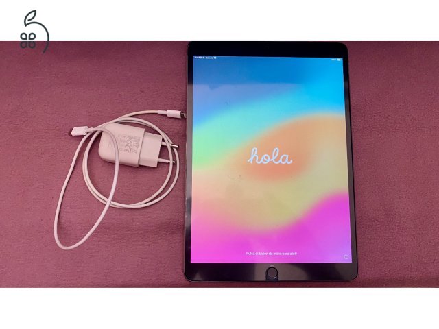 iPad Pro 10.5 Wi-Fi + Cellular 256Gb, szürke + fólia + USB3-as töltő/kábel