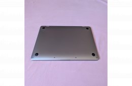 MacBook Pro M1 megkímélt állapot