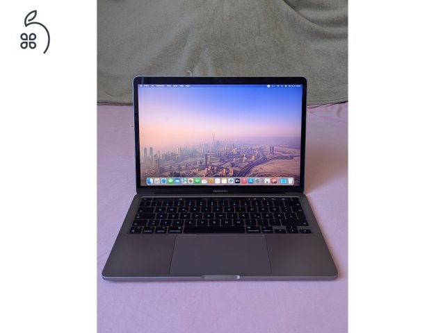 MacBook Pro M1 megkímélt állapot