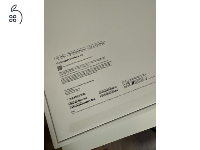 Apple Macbook Air, 15” - M4 chip, 16gb memoria, 256GB 
