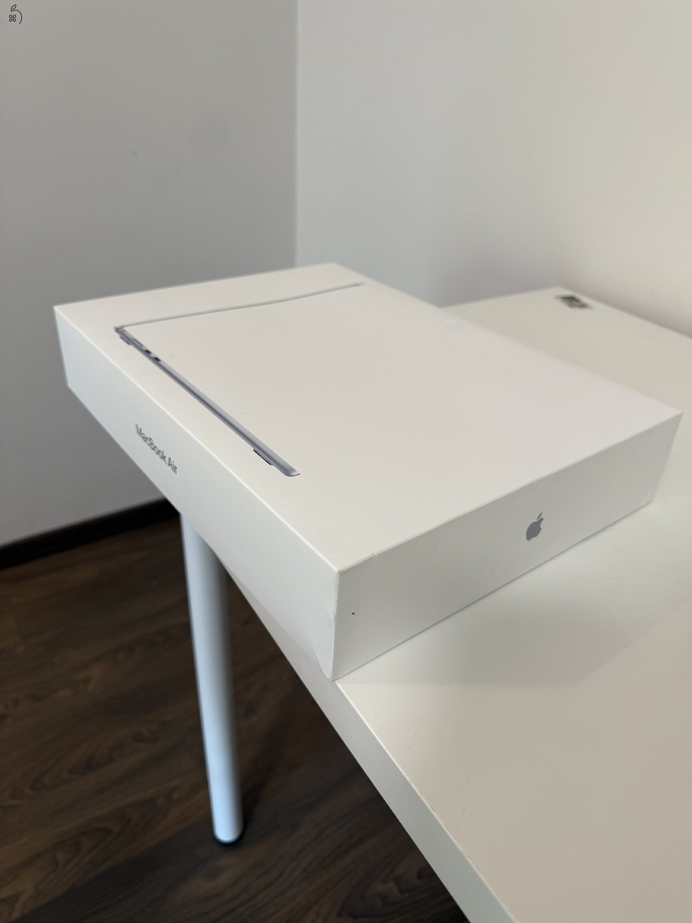 Apple Macbook Air, 15” - M4 chip, 16gb memoria, 256GB 