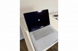 Apple Macbook Air, 15” - M4 chip, 16gb memoria, 256GB 