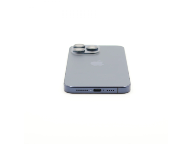 + Ajándékkal és 1 év garanciával! Felújított iPhone 15 Pro Max 256 GB Blue Titanium