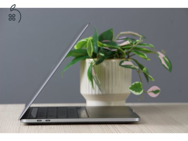 Apple MacBook Pro 14