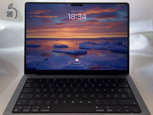 Eladó műtárgyként őrzött 2021 Macbook Pro 14” M1 Pro.