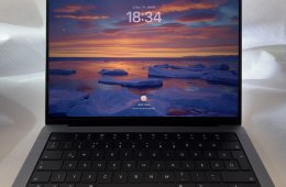 Eladó műtárgyként őrzött 2021 Macbook Pro 14” M1 Pro.