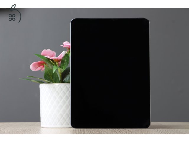 US-006938 iPad Air 5 256GB Wifi asztroszürke