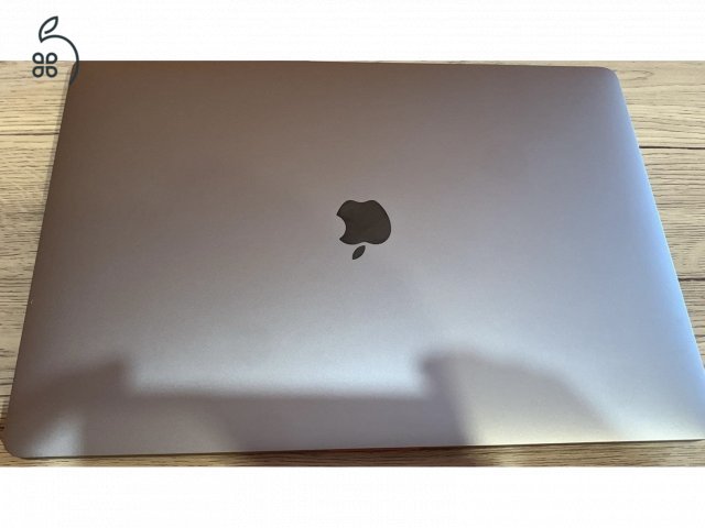 Apple MacBook Pro 16” Retina Touch Bar – 2019/2020 – Újszerű állapotban