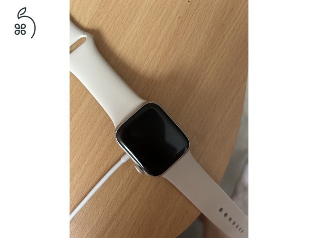 Eladó használt Apple Watch