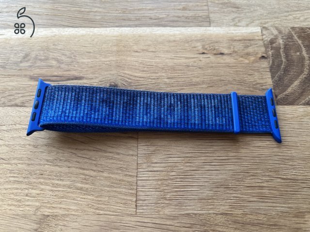 Apple Watch 45mm Nike sportpánt Game Royal/éjszakai tengerészkék színben