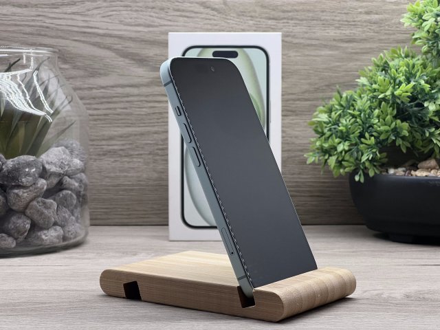 Hibátlan iPhone 15 Green 128GB 2 ÉV Garanciával Számlával
