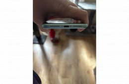 Apple iPhone 11 független
