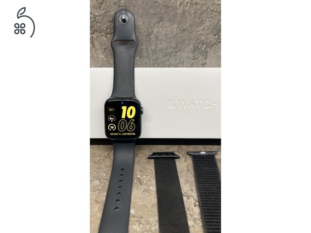 Apple Watch Series 6 (GPS + Cellular)