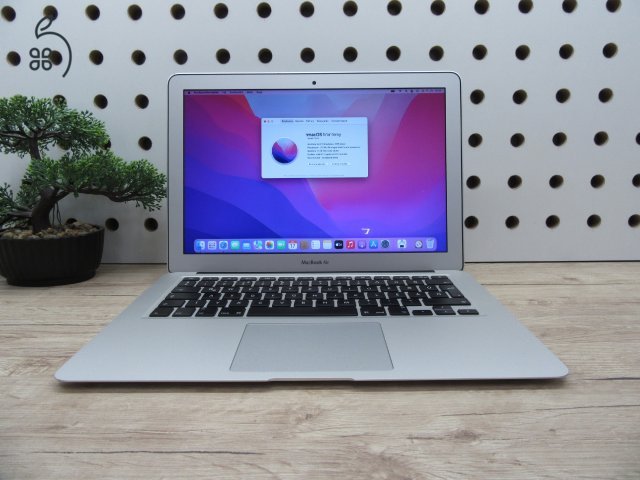Apple Macbook Air 13 - 2015 Early - Használt, szép állapot