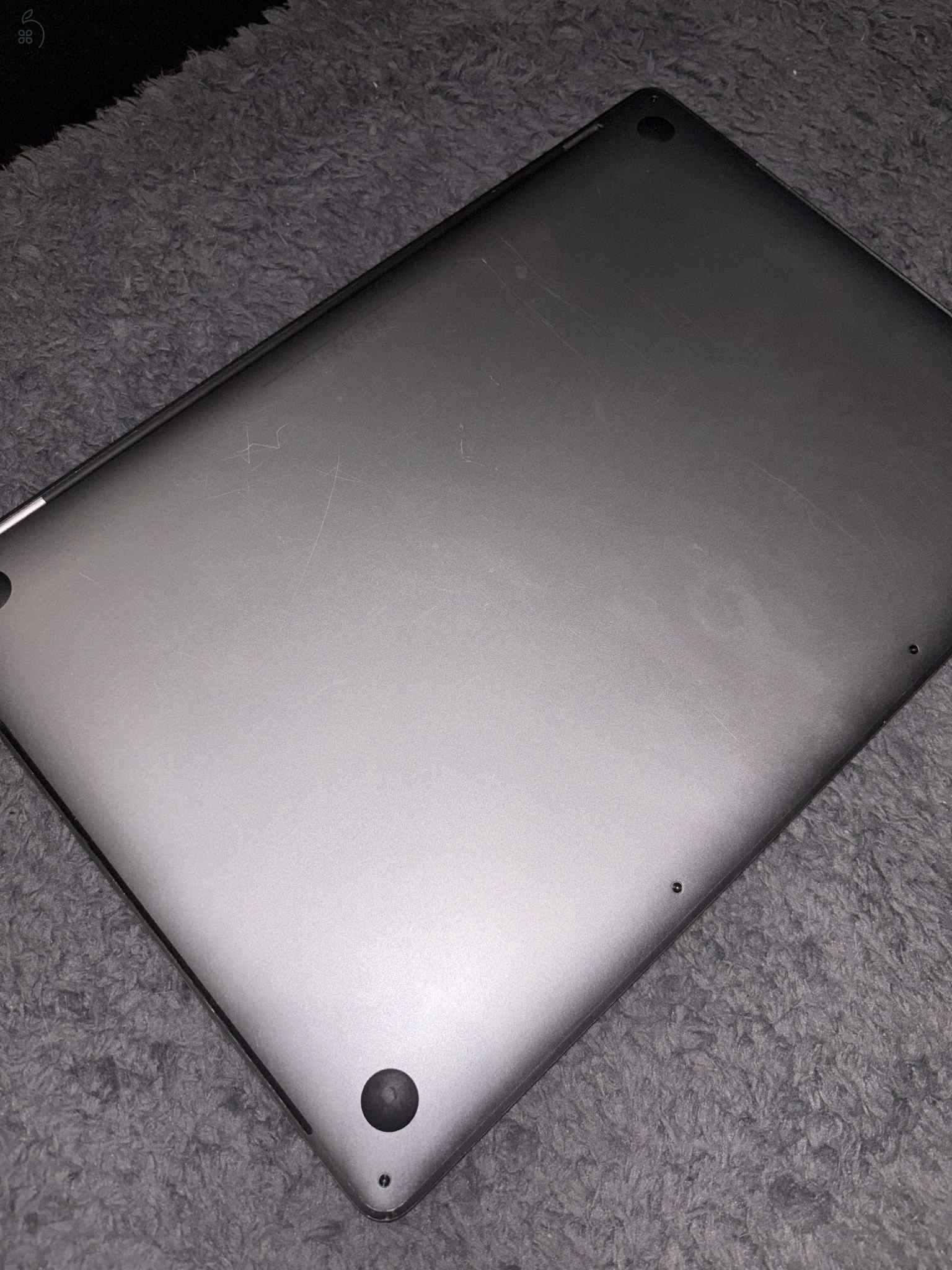 MacBook Pro 2017 15